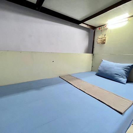 Mador Malang Dorm Hostel Ngoại thất bức ảnh