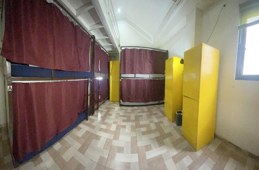 Mador Malang Dorm Hostel Ngoại thất bức ảnh