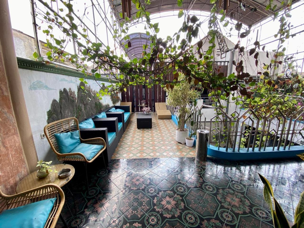 Mador Malang Dorm Hostel Ngoại thất bức ảnh